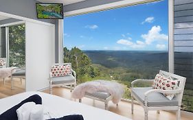 629 Balmoral Ridge